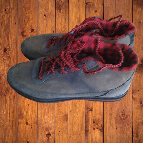 NIKE I.E. BOYS SIZE 6.5 GRAY RUNNING SHOES/ANKLE BOOTS LACE UP CASUAL CLASSIC - Picture 2 of 8